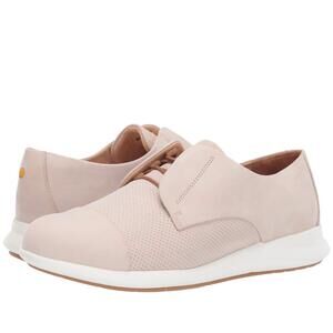 Samuel Hubbard Freedom Stroll Buff 10.5 B (M)